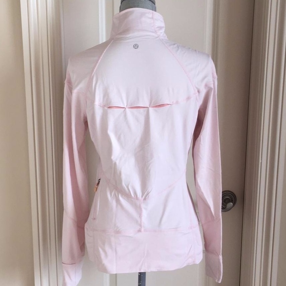 lululemon athletica Tops - Lululemon Wet Dry Warm 1/2 Zip Pullover